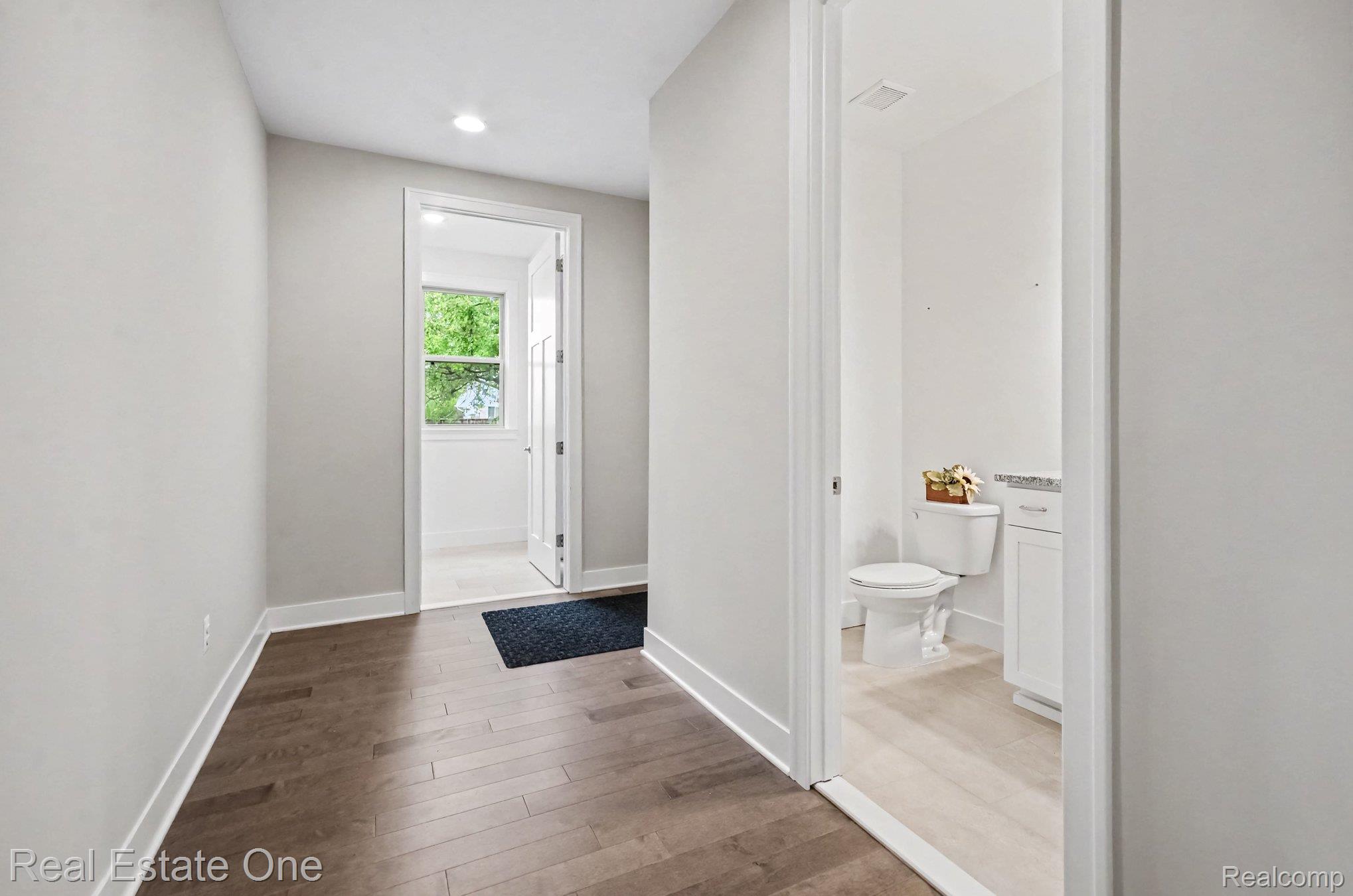 3499 John R Road Troy, MI 48083 - Photo 24 of 42 023_file_7759.jpg