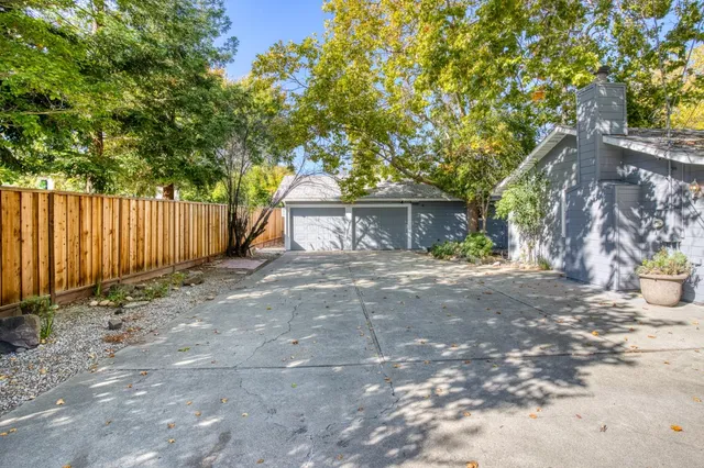 $5,500 | 15965 Blossom Hill Road, Los Gatos, CA 95032