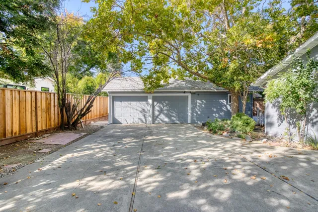 $5,500 | 15965 Blossom Hill Road, Los Gatos, CA 95032