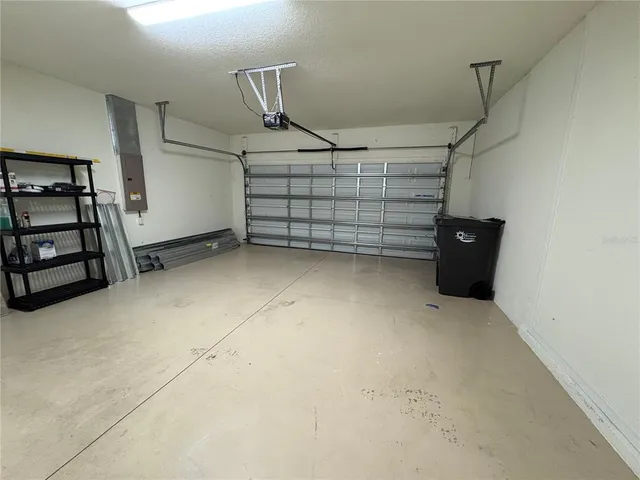 $2,650 | 530 Fire Bush Court, Bradenton, FL 34212