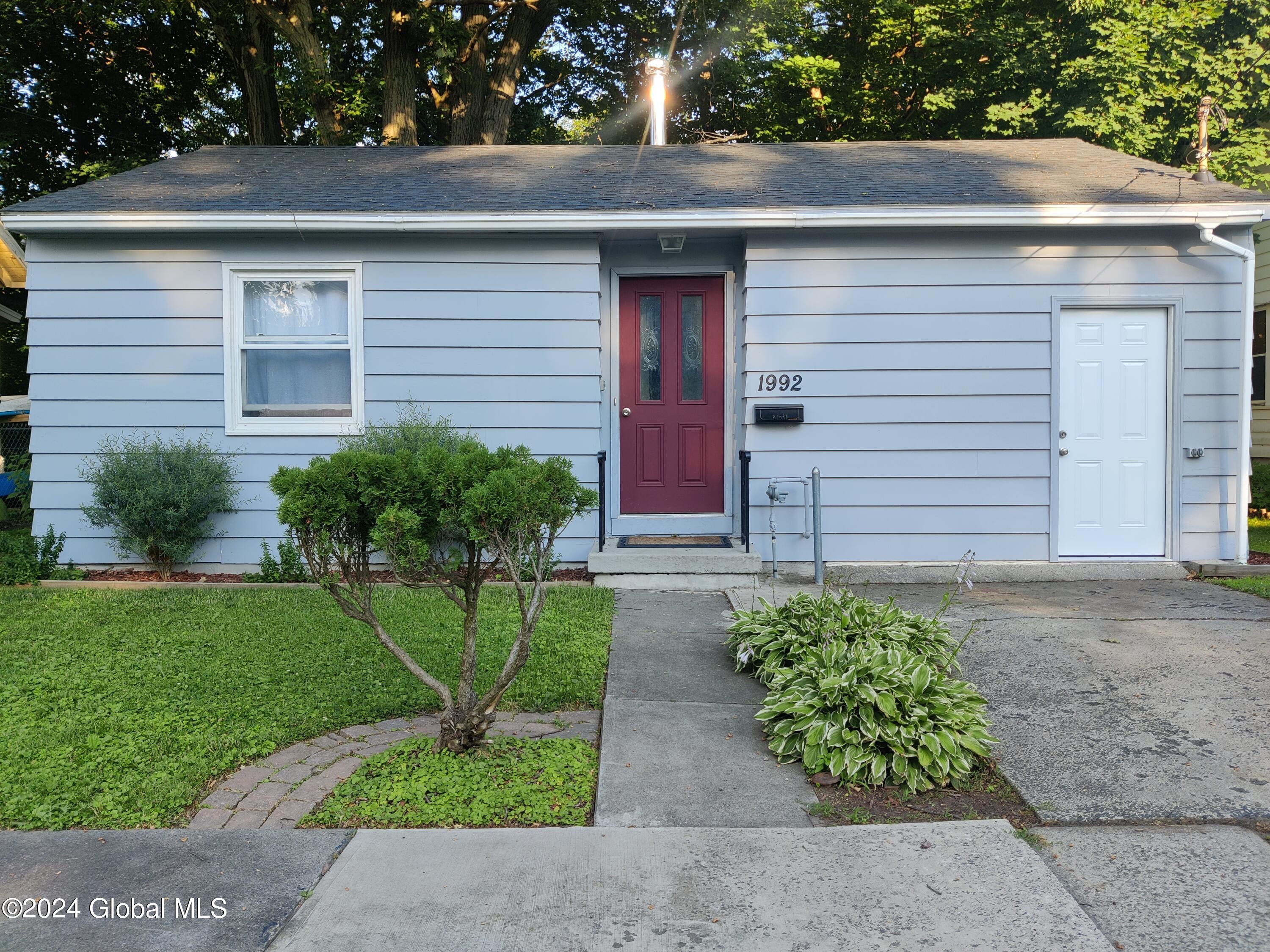 1992 10th Street Rensselaer, NY 12144 - Photo 1 of 16 Exterior