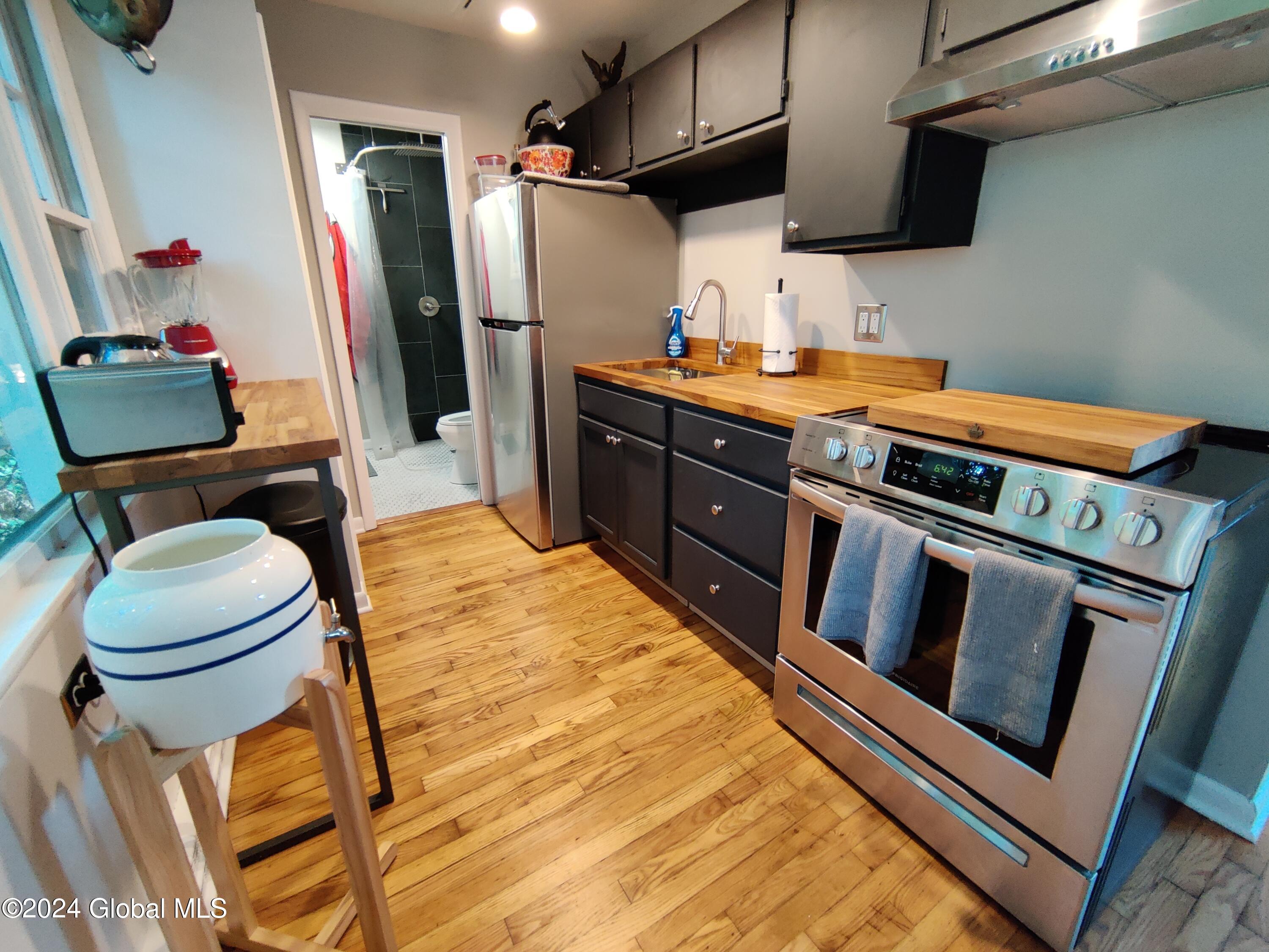 1992 10th Street Rensselaer, NY 12144 - Photo 8 of 16 Kitchen