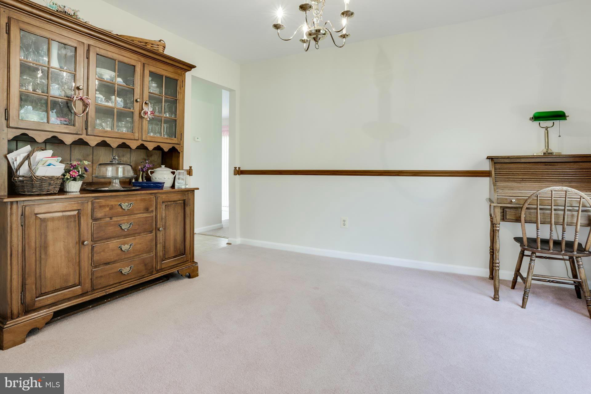 9494 Ridgeview Drive Columbia, MD 21046 - Photo 8 of 25 Dining Room