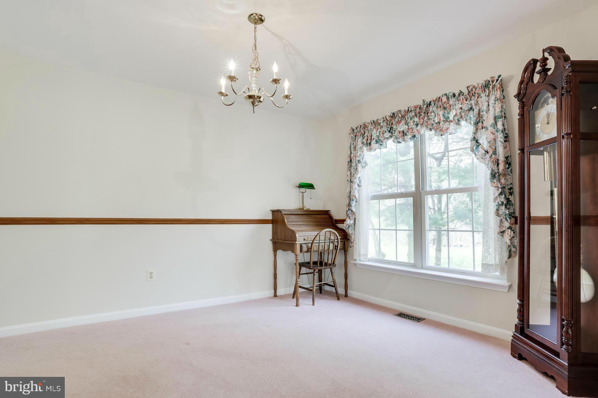 9494 Ridgeview Drive Columbia, MD 21046 - Photo 9 of 25 Dining Room