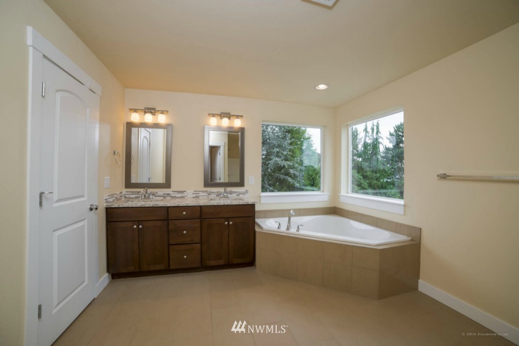 7926 Vernon Road Lake Stevens, WA 98258 - Photo 22 of 25 Gallery Image 22