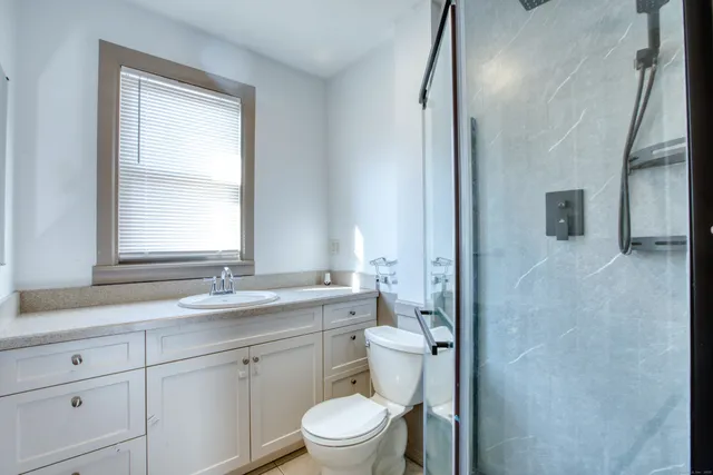 $1,550 | 103 Hungerford Street, Hartford, CT 06106