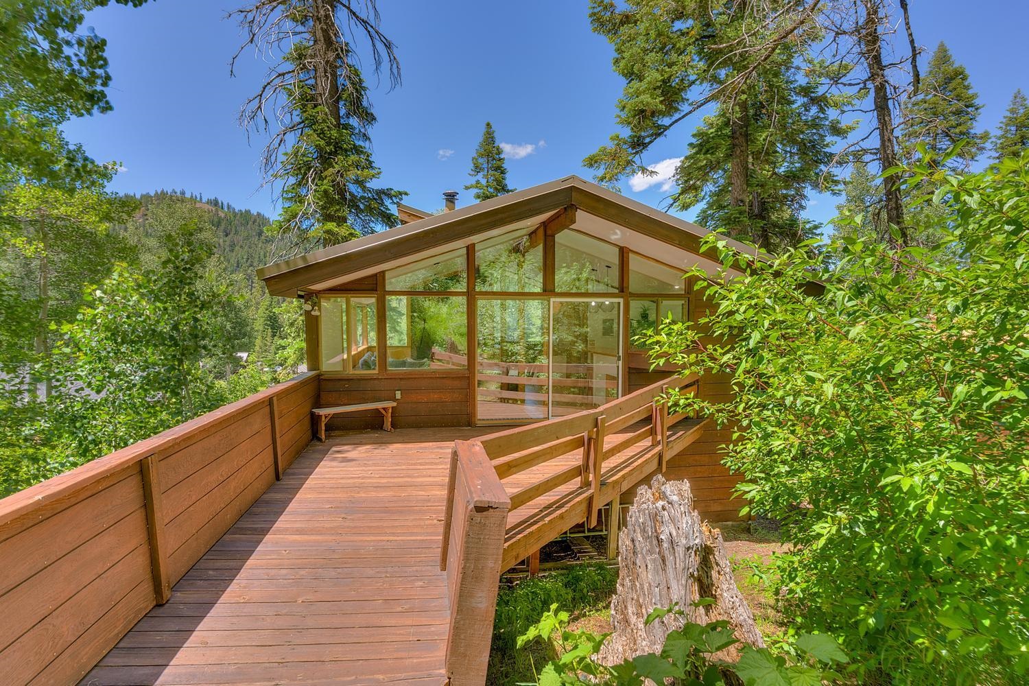 1025 Snow Crest Road Alpine Meadows, CA 96146 - Photo 11 of 23