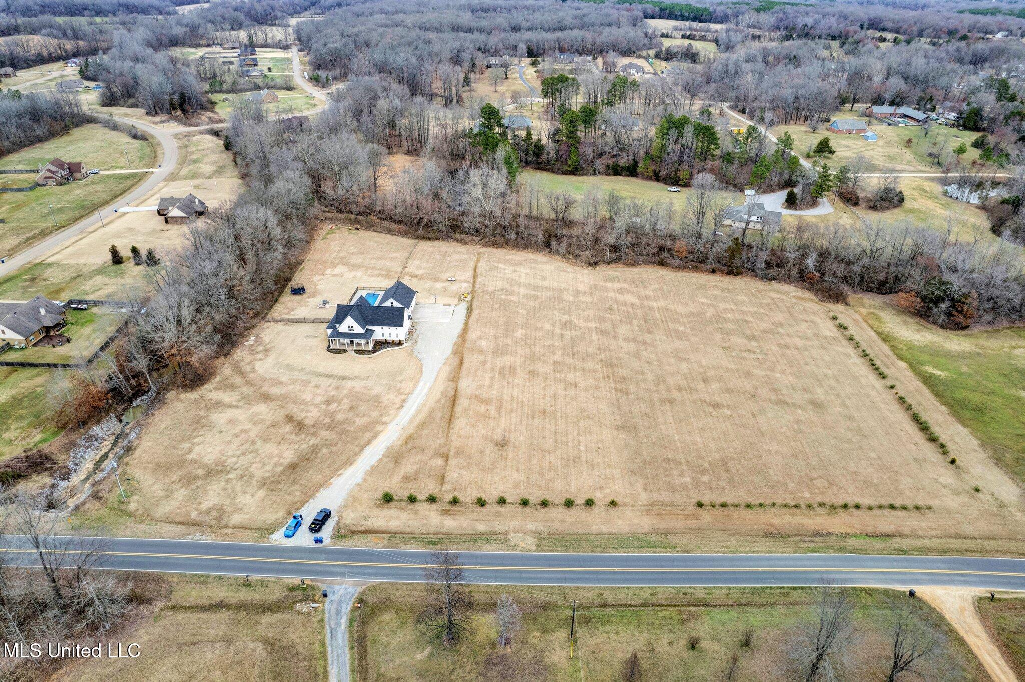 Countyline Desoto Road Road Coldwater, MS 38618 - Photo 5 of 5 57-web-or-mls-DJI_0814