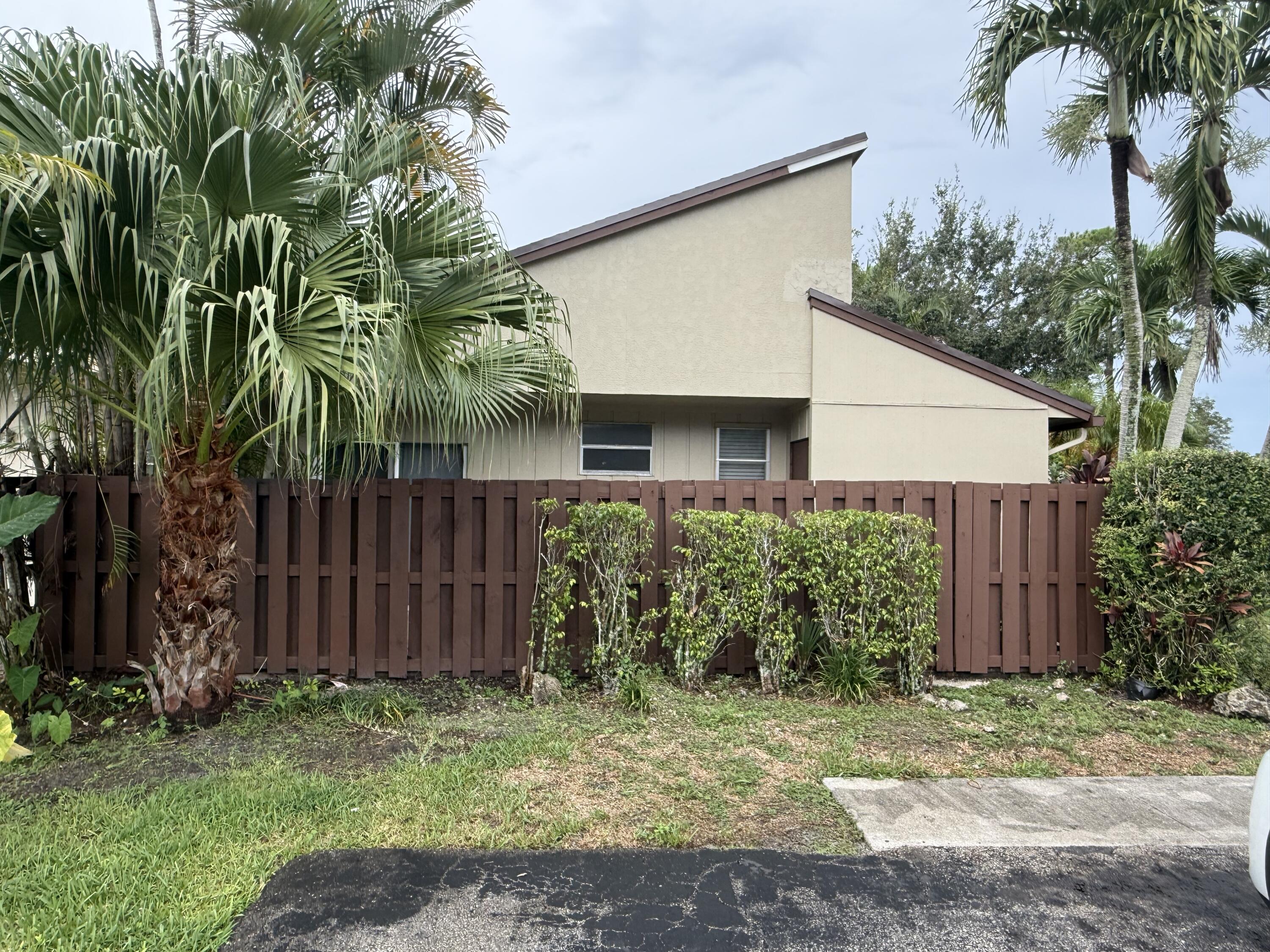 11698 Timbers Way Boca Raton, FL 33428 - Photo 27 of 36 IMG_2054