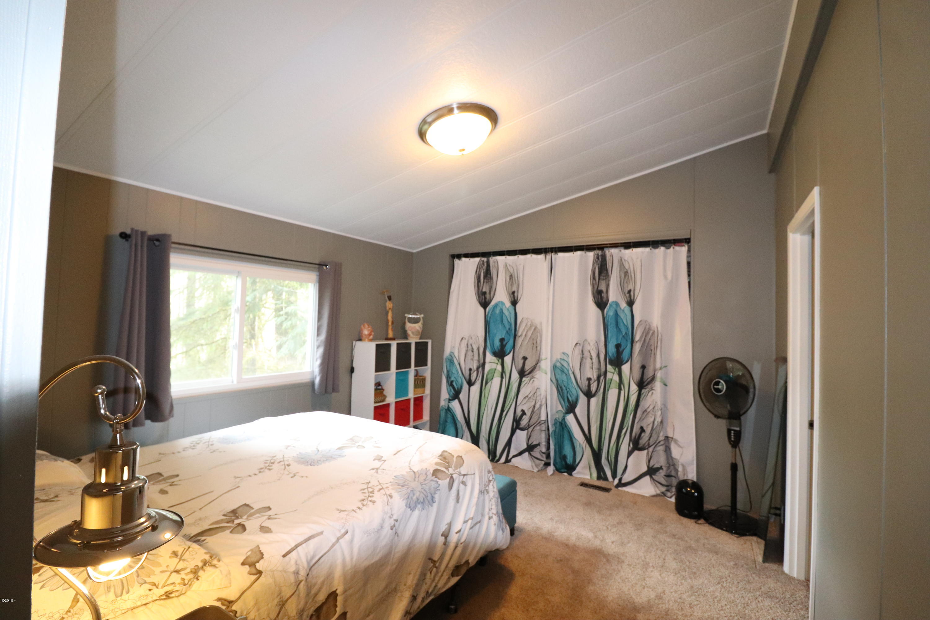 568 Olalla Road Toledo, OR 97391 - Photo 14 of 23 Master Bedroom