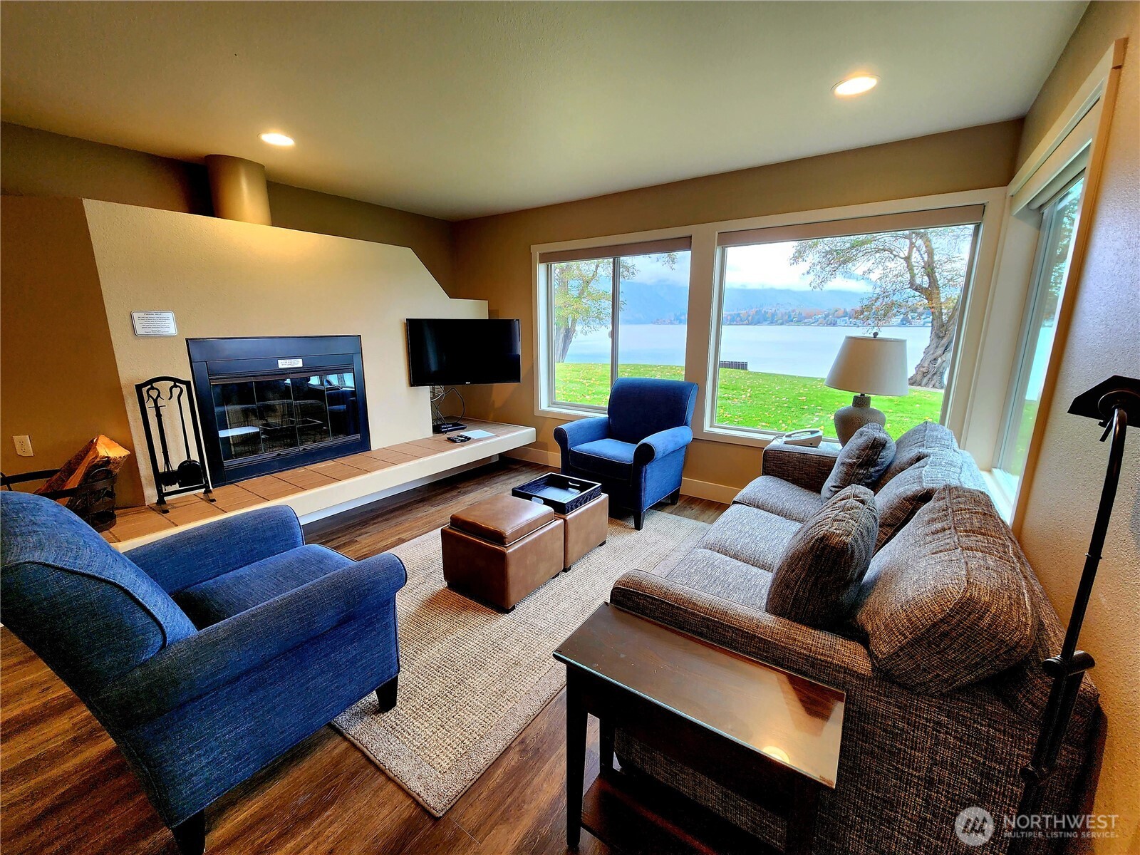 1 Beach 589-c Manson Wa 98831 Manson, WA 98831 - Photo 1 of 36