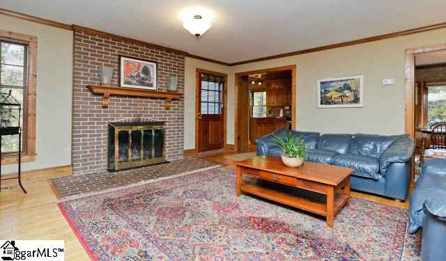 110 Robin Road Greenville, SC 29609 - Photo 4 of 25