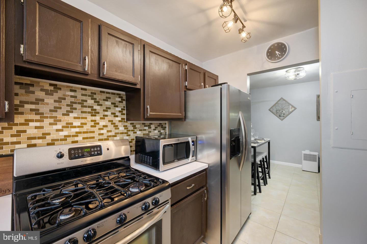 5605 Franconia Road, Unit 301 Alexandria, VA 22310 - Photo 8 of 19