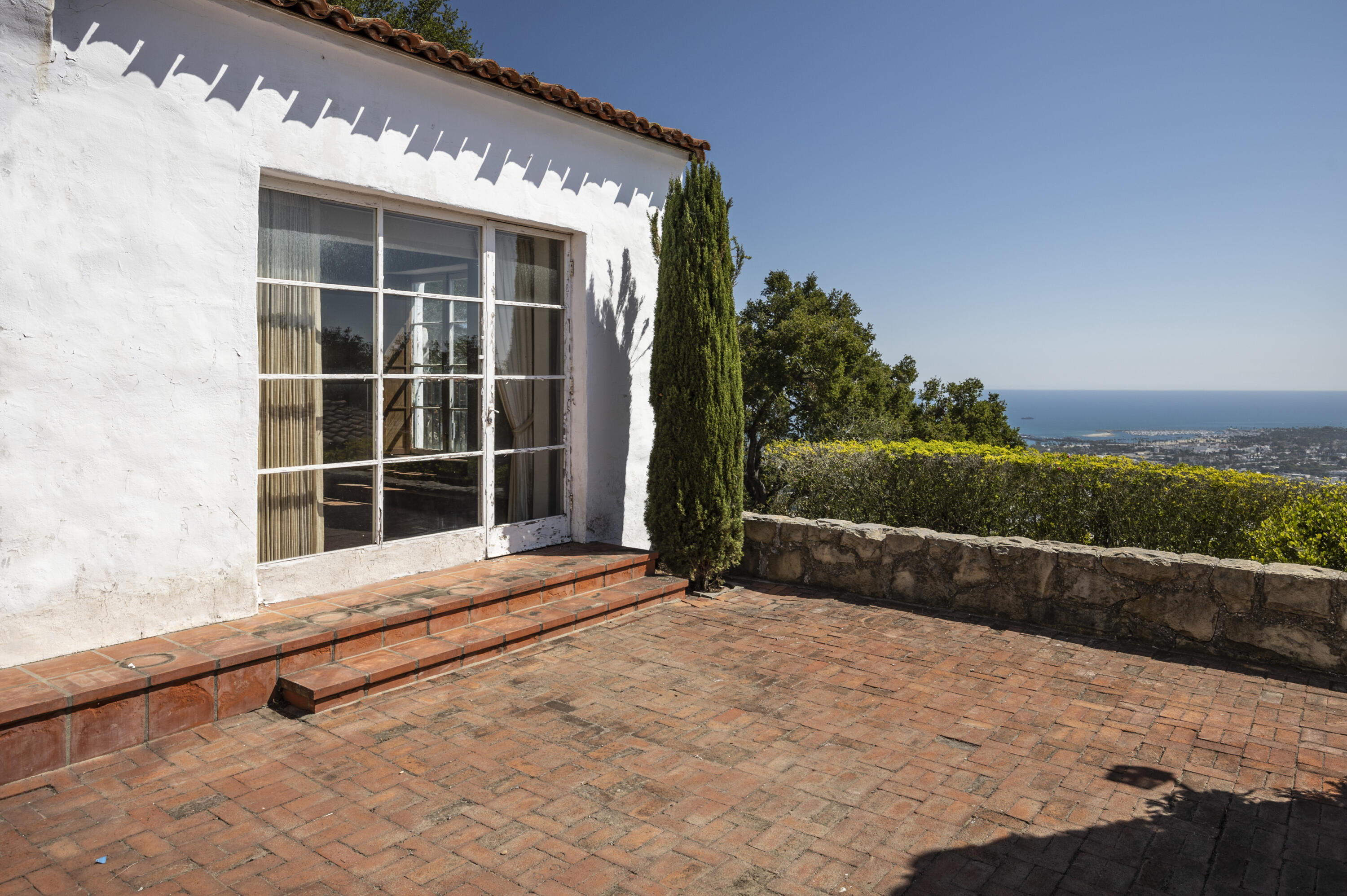 903 Arbolado Road Santa Barbara, CA 93103 - Photo 12 of 33 23