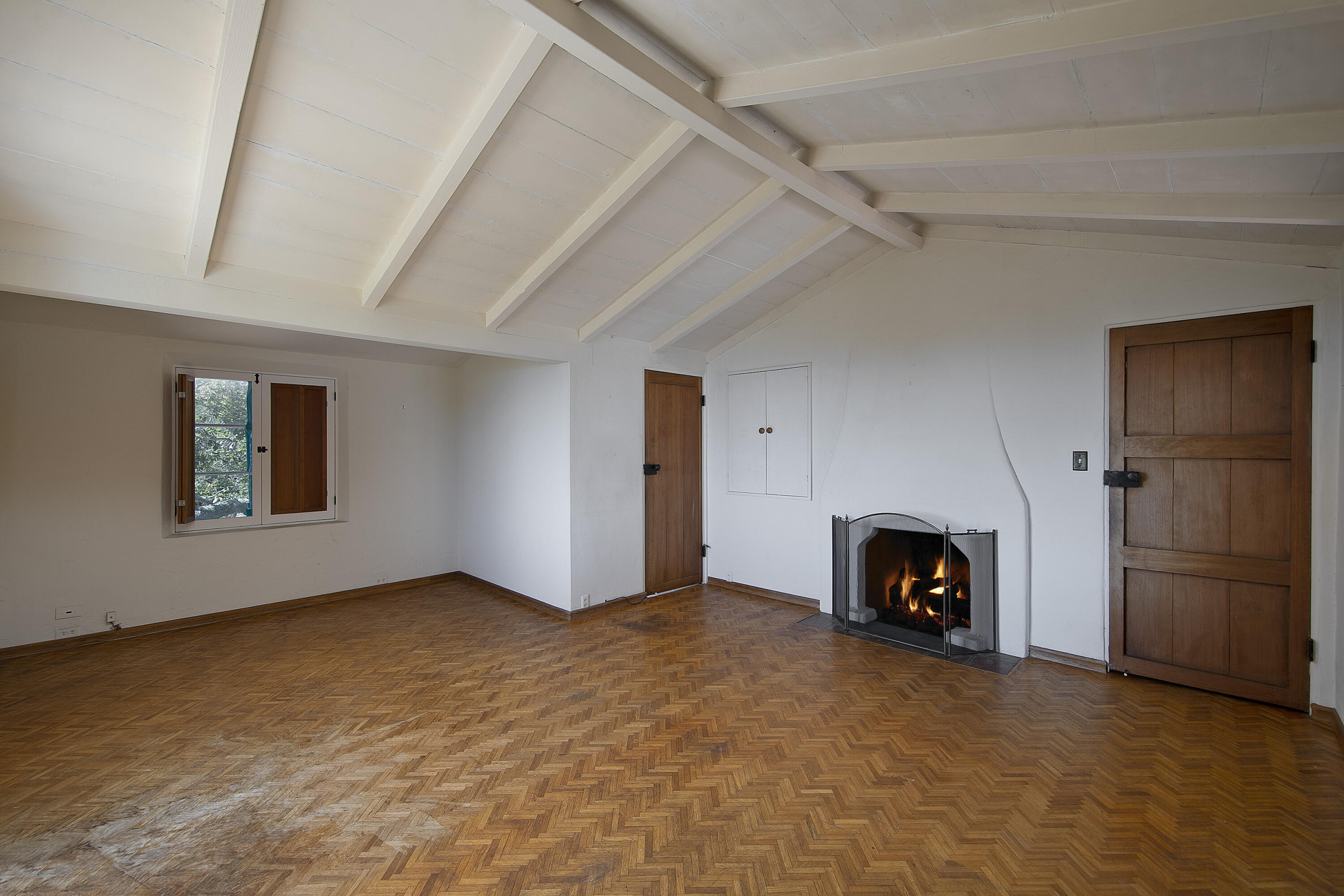 903 Arbolado Road Santa Barbara, CA 93103 - Photo 20 of 33 06