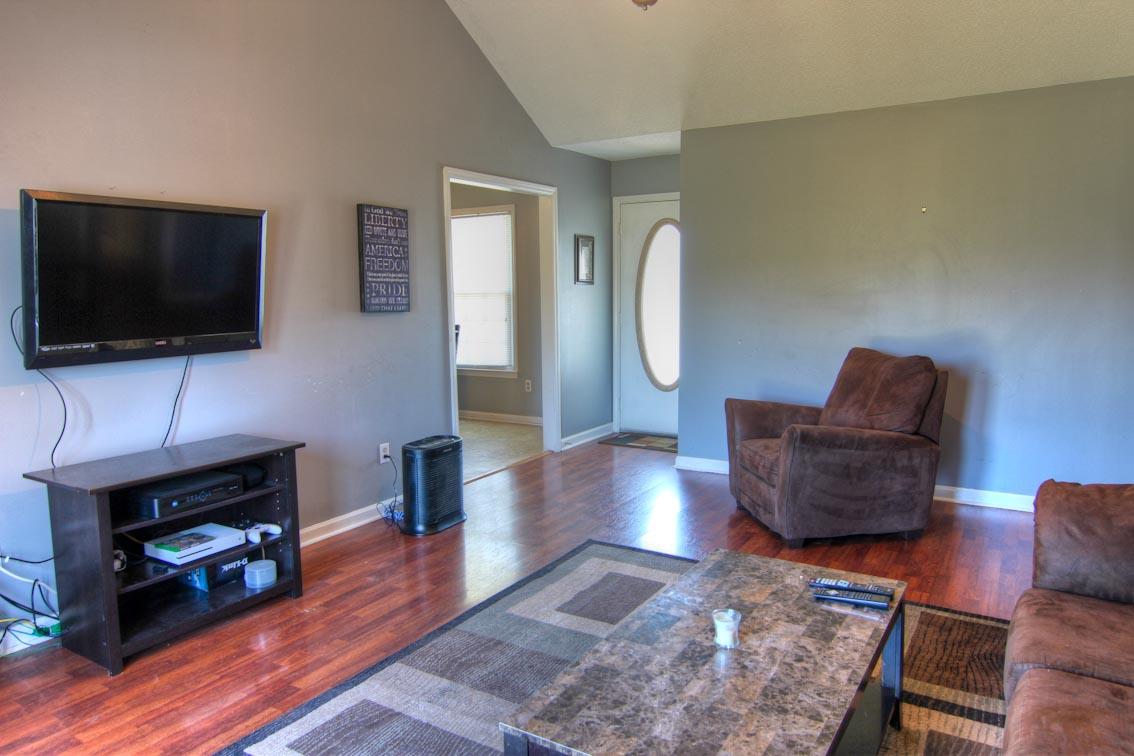 4126 Reed Downs Drive Murfreesboro, TN 37129 - Photo 4 of 14 Gallery Image 4