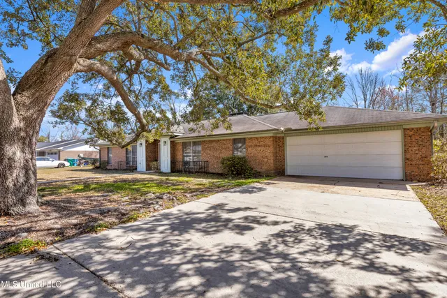 $2,000 | 1204 Londonderry Lane, Ocean Springs, MS 39564