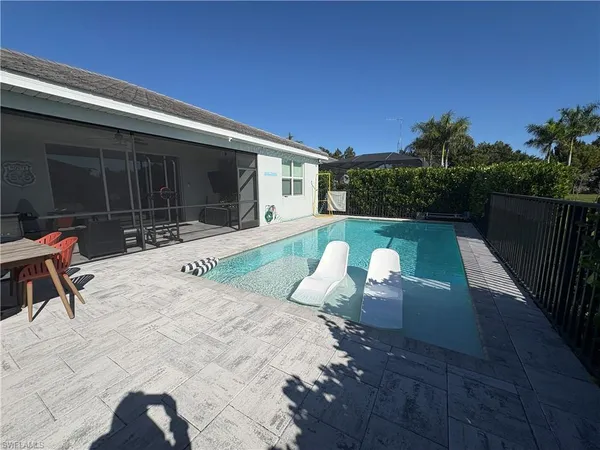 $4,100 | 2458 Orchard Street, Naples, FL 34120