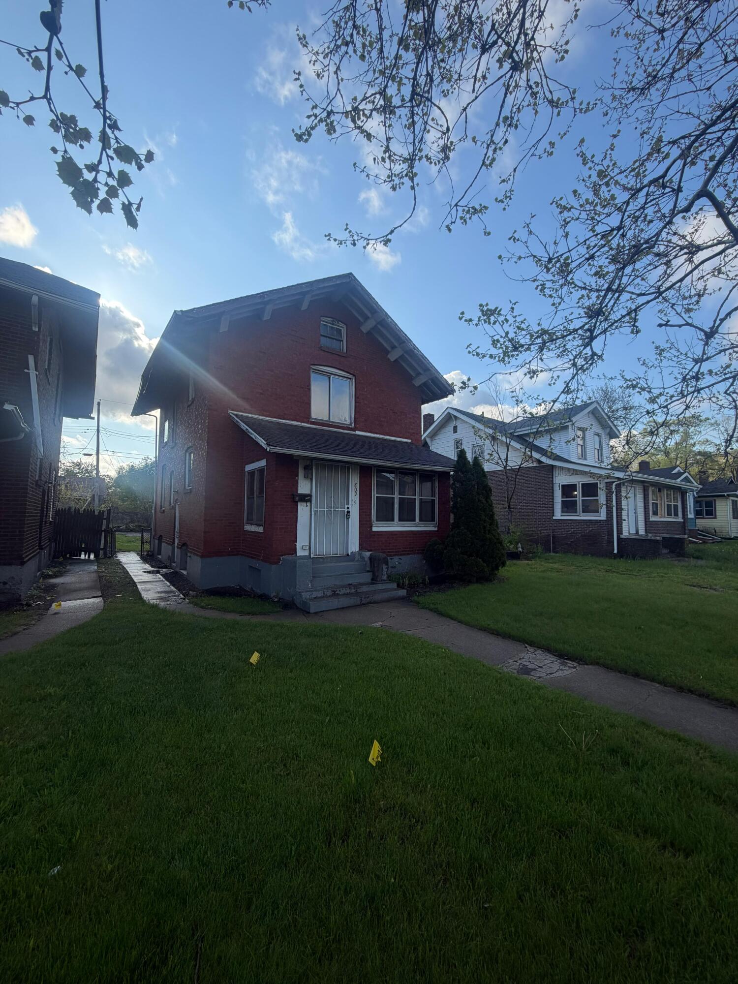 809 Pierce Street Gary, IN 46402 - Photo 1 of 21 1500x2000