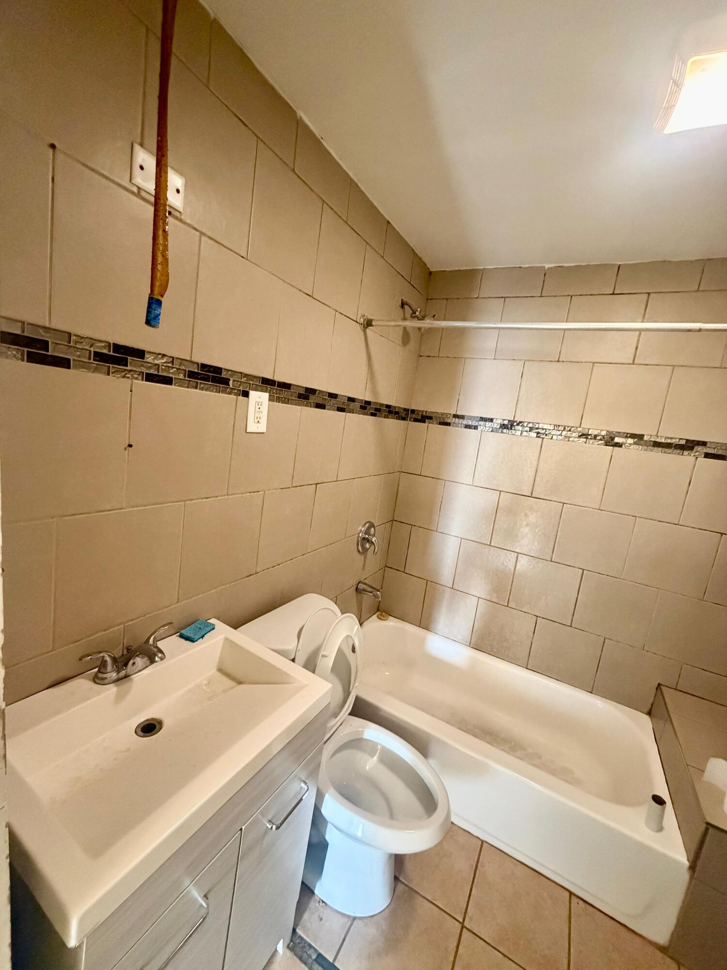 809 Pierce Street Gary, IN 46402 - Photo 11 of 21 1500x2000