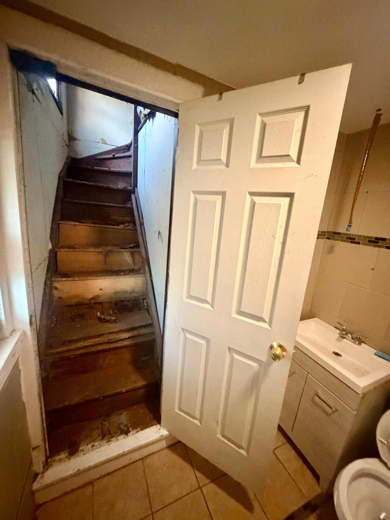 809 Pierce Street Gary, IN 46402 - Photo 13 of 21 1500x2000