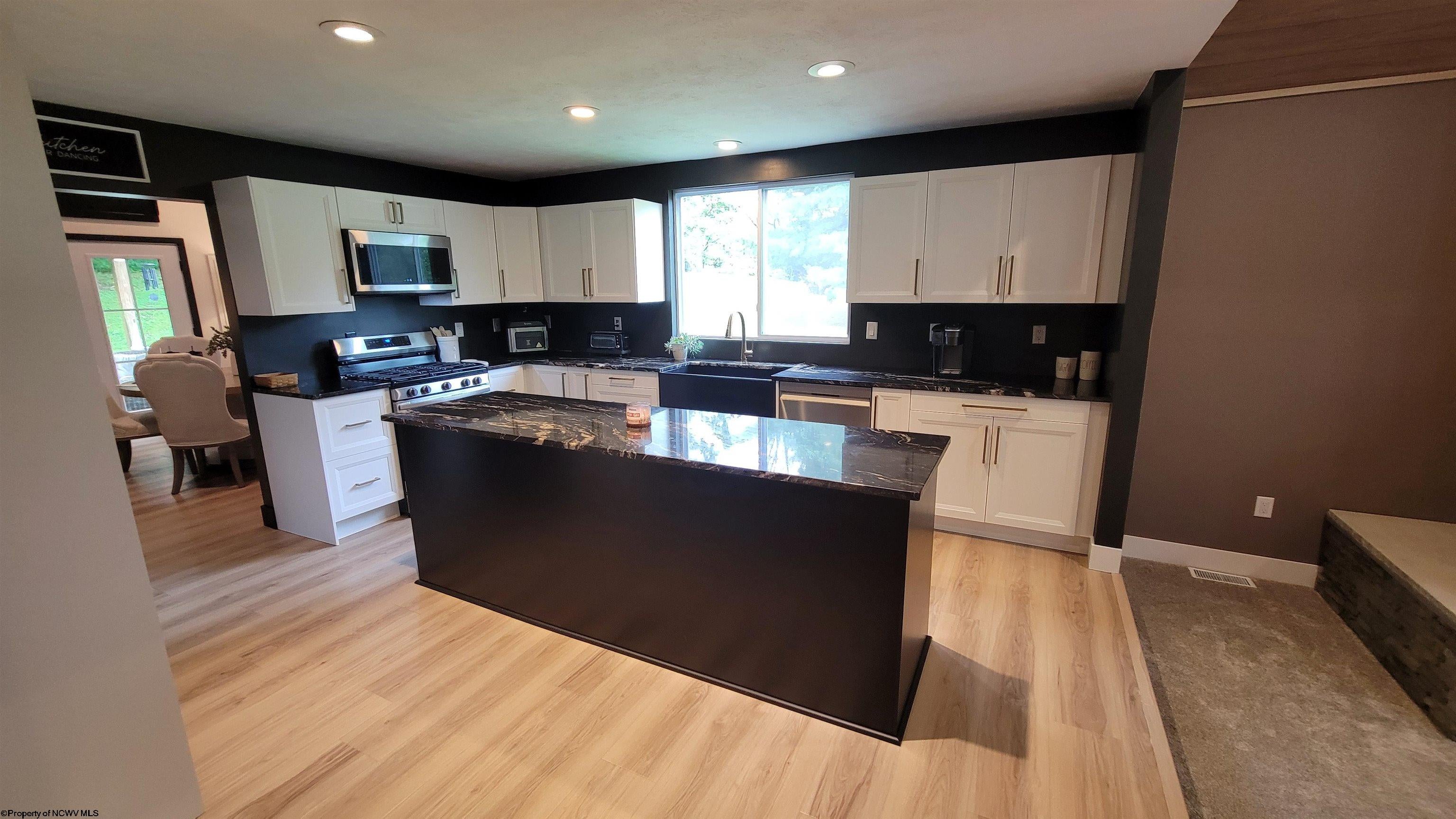 2424 Jack Run Road Bridgeport, WV 26330 - Photo 15 of 48 Gallery Image 15