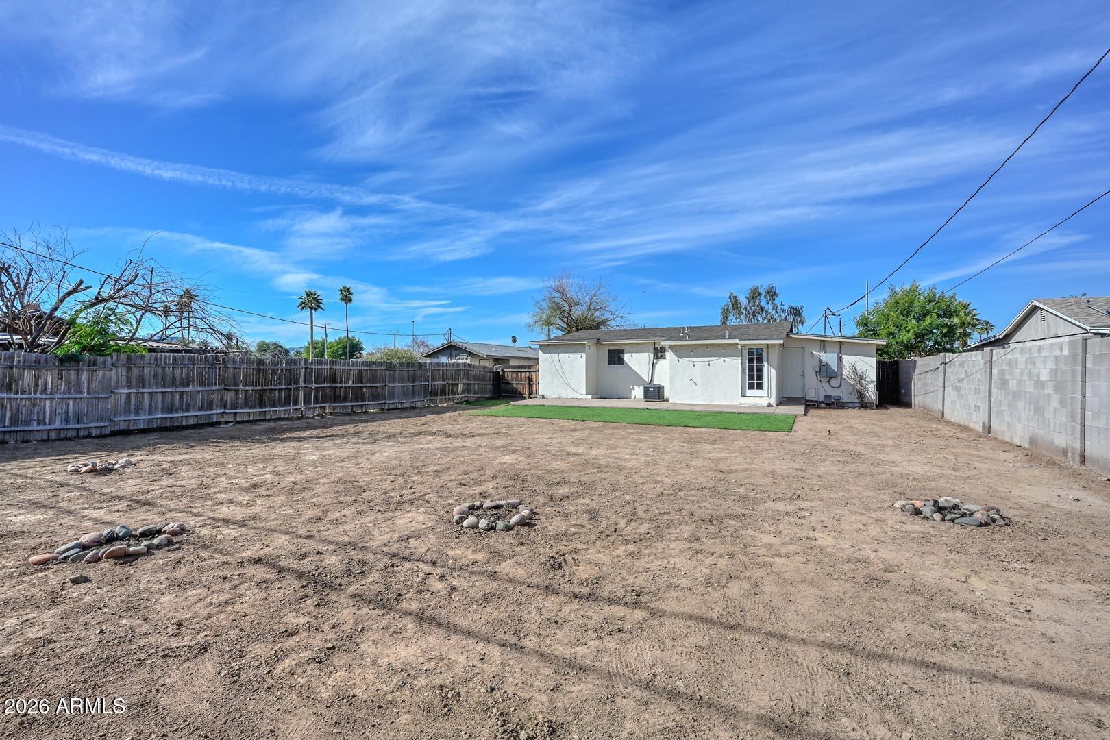 1211 North Frances Street Tempe, AZ 85288 - Photo 21 of 28 Lots of Open Space