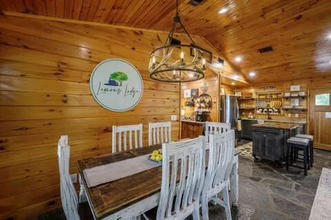 $350,000 | 209 Pinyon Road, Broken Bow, OK 74728