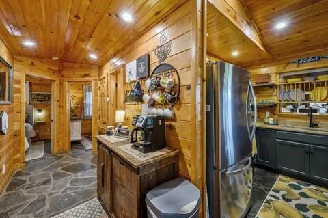 $350,000 | 209 Pinyon Road, Broken Bow, OK 74728