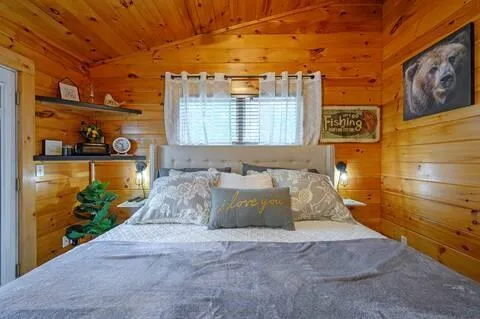 $350,000 | 209 Pinyon Road, Broken Bow, OK 74728