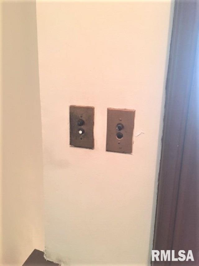 831 North 7th Street Springfield, IL 62702 - Photo 17 of 29
