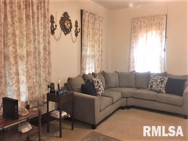 831 North 7th Street Springfield, IL 62702 - Photo 8 of 29