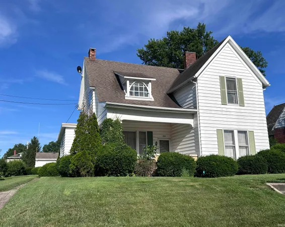 $160,000 | 205 North Geiger Street, Huntingburg, IN 47542