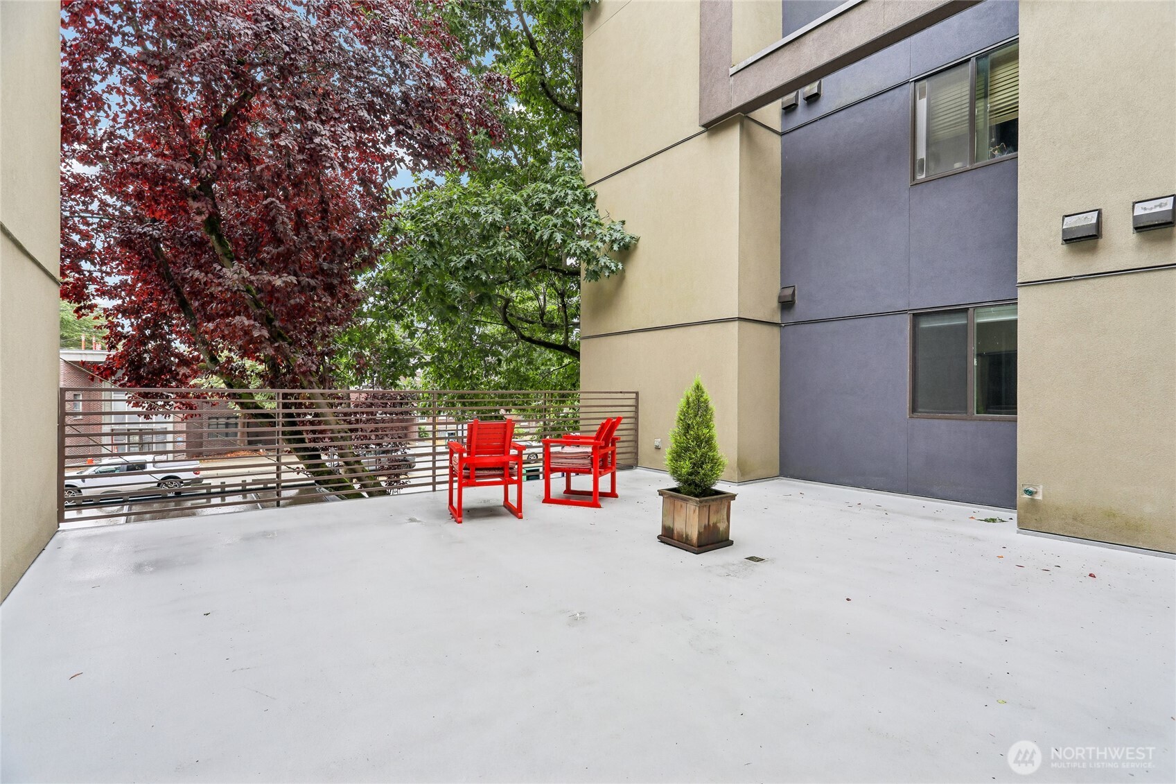 7323 Sand Point Way Northeast, Unit 106 Seattle, WA 98115 - Photo 28 of 33 Gallery Image 28