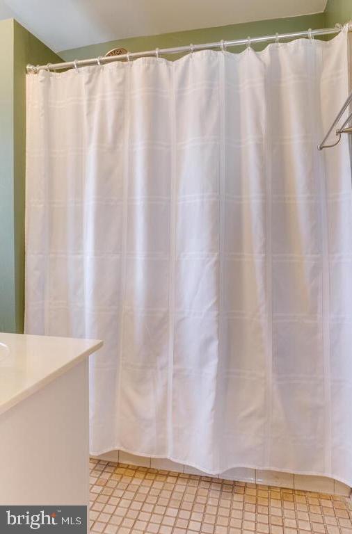 115 Sycamore Road Linthicum, MD 21090 - Photo 23 of 49 Second Full Bath with Shower/Tub