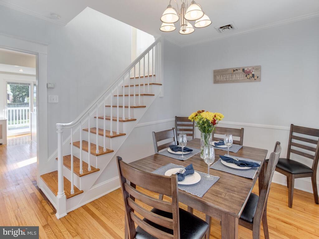 115 Sycamore Road Linthicum, MD 21090 - Photo 9 of 49 Neutral decor allows you to move right in.