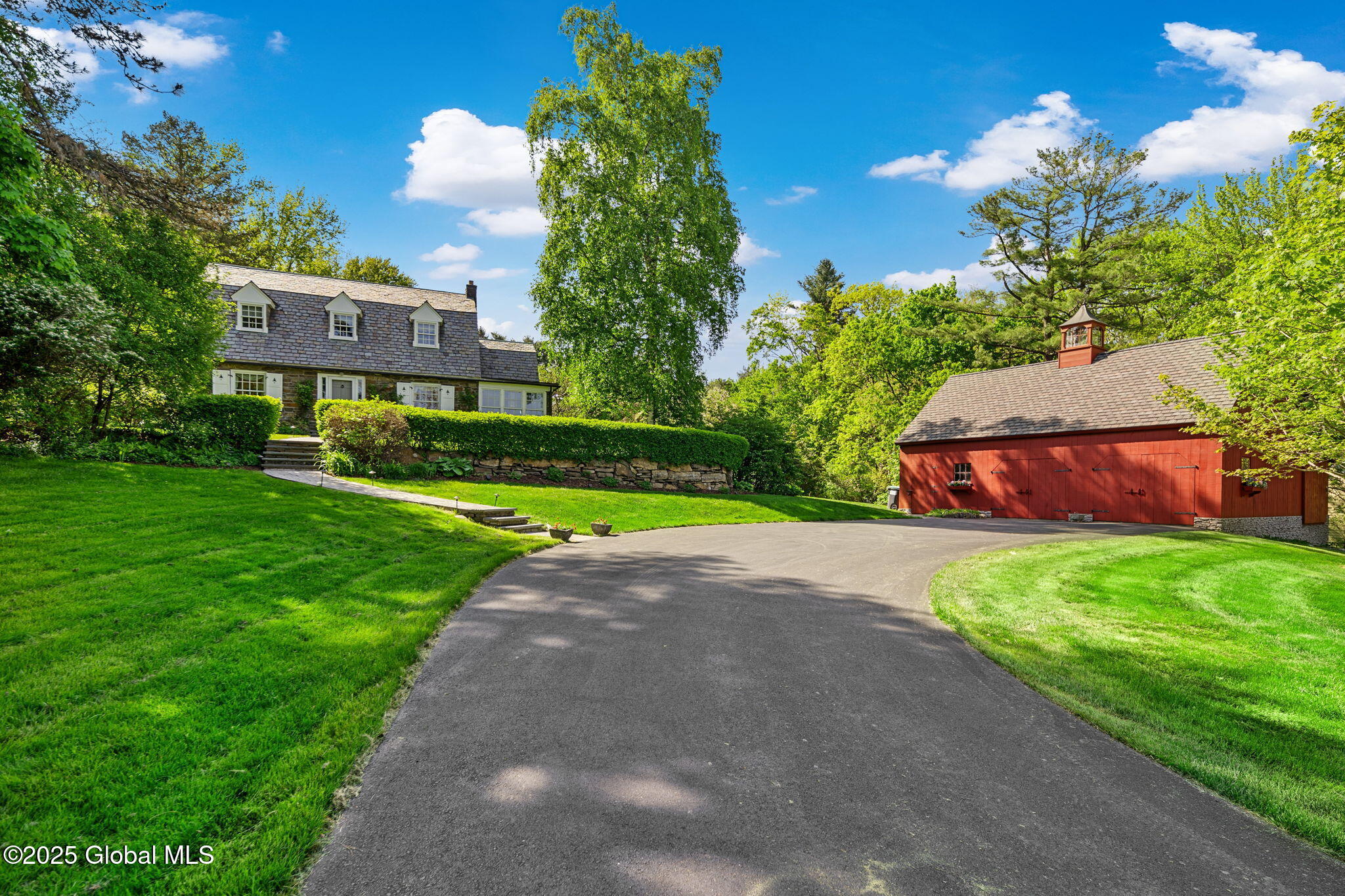 394 Vly Road Colonie, NY 12309 - Photo 2 of 52 exterior 11