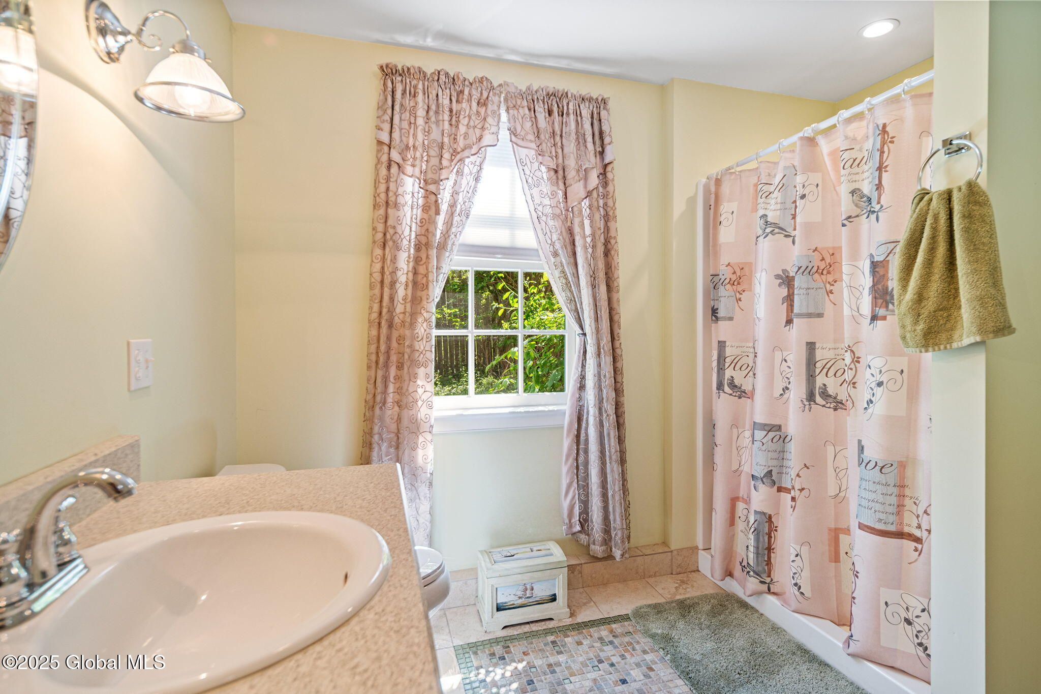 394 Vly Road Colonie, NY 12309 - Photo 23 of 52 main level 18