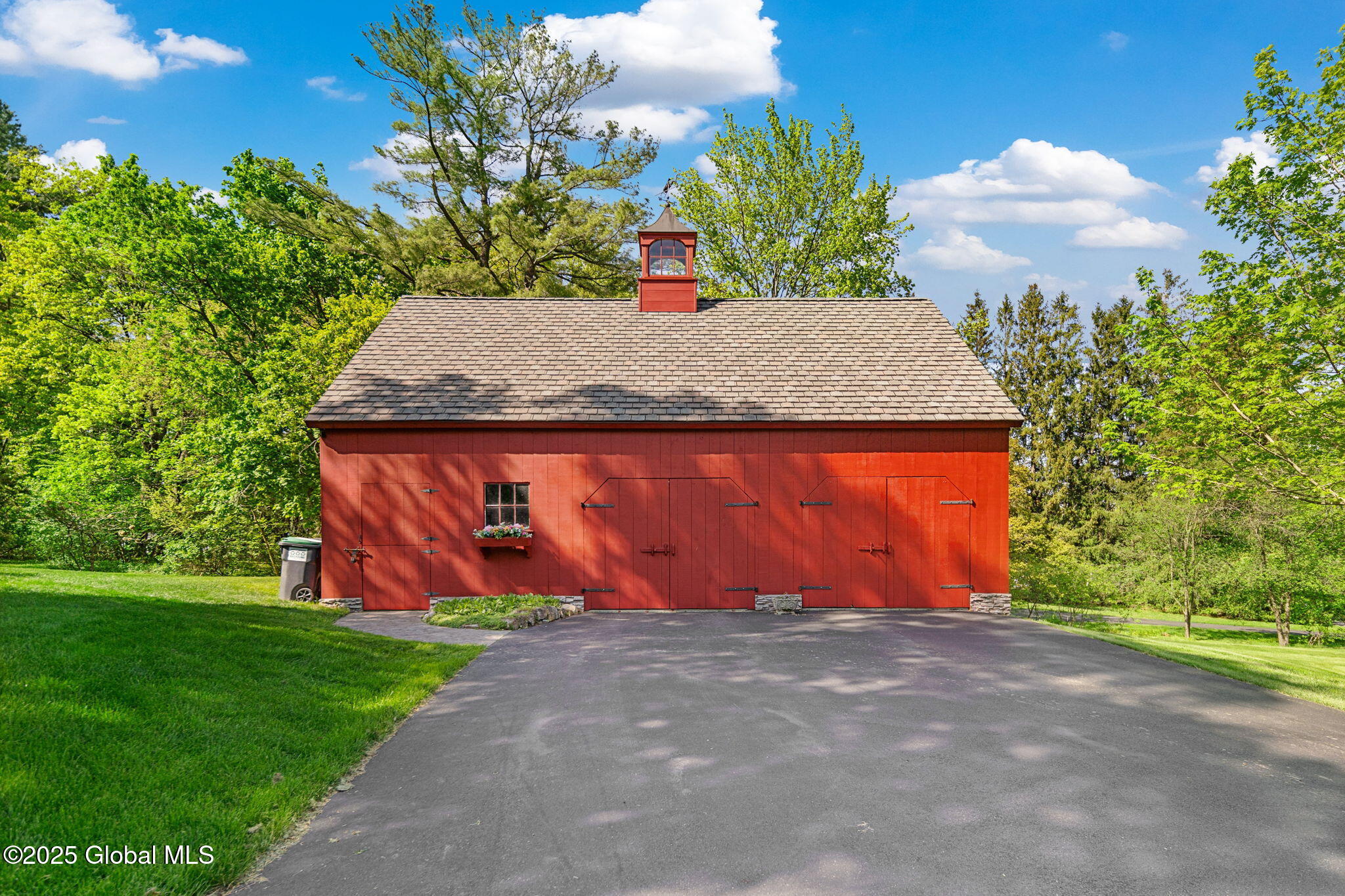 394 Vly Road Colonie, NY 12309 - Photo 47 of 52 exterior 9