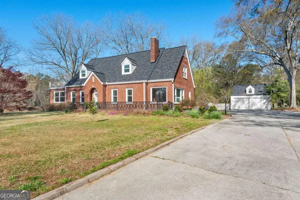 $349,000 | 407 East College Street, Bowdon, GA 30108