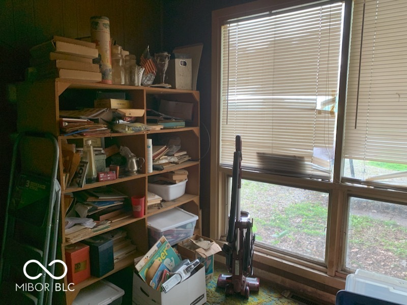 10232 South Jonesville Road Columbus, IN 47201 - Photo 9 of 21 Gallery Image 9