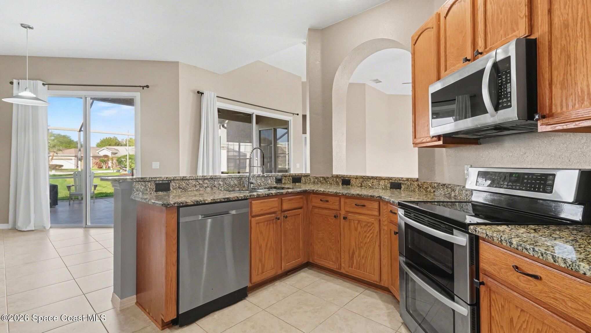 11972 Southeast 176th Place Road Summerfield, FL 34491 - Photo 12 of 25 011_file_6475