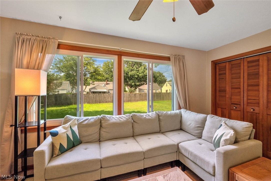4973 South Barton Road Cleveland, OH 44124 - Photo 13 of 35 Gallery Image 13