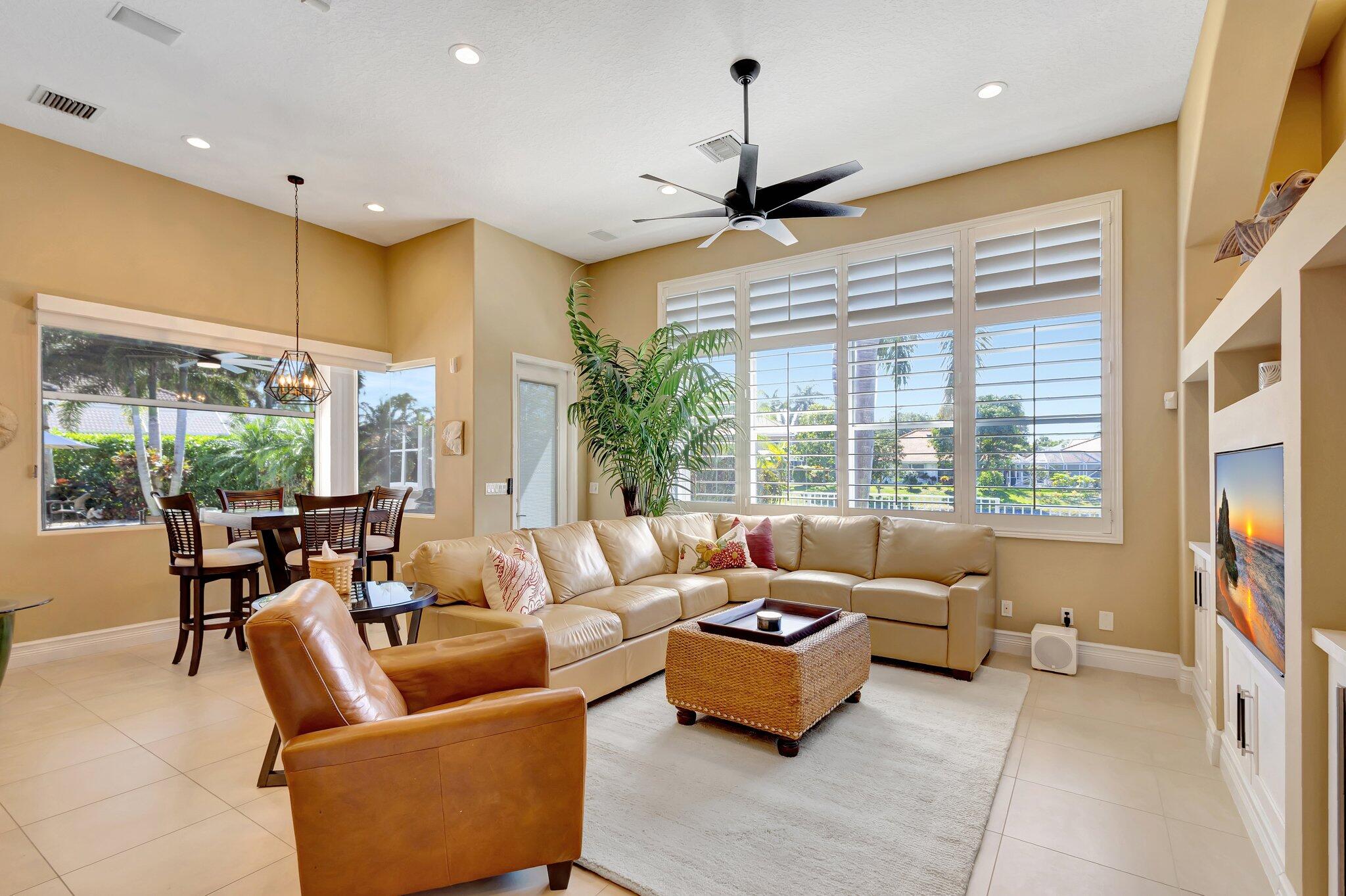 547 Robin Lane Jupiter, FL 33458 - Photo 10 of 78 Family Room