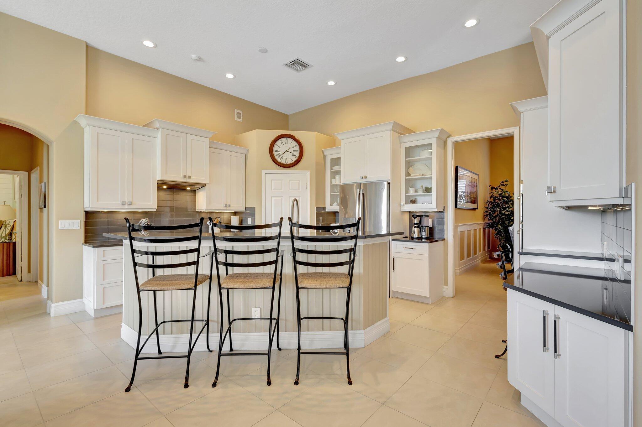 547 Robin Lane Jupiter, FL 33458 - Photo 19 of 78 Kitchen Dining