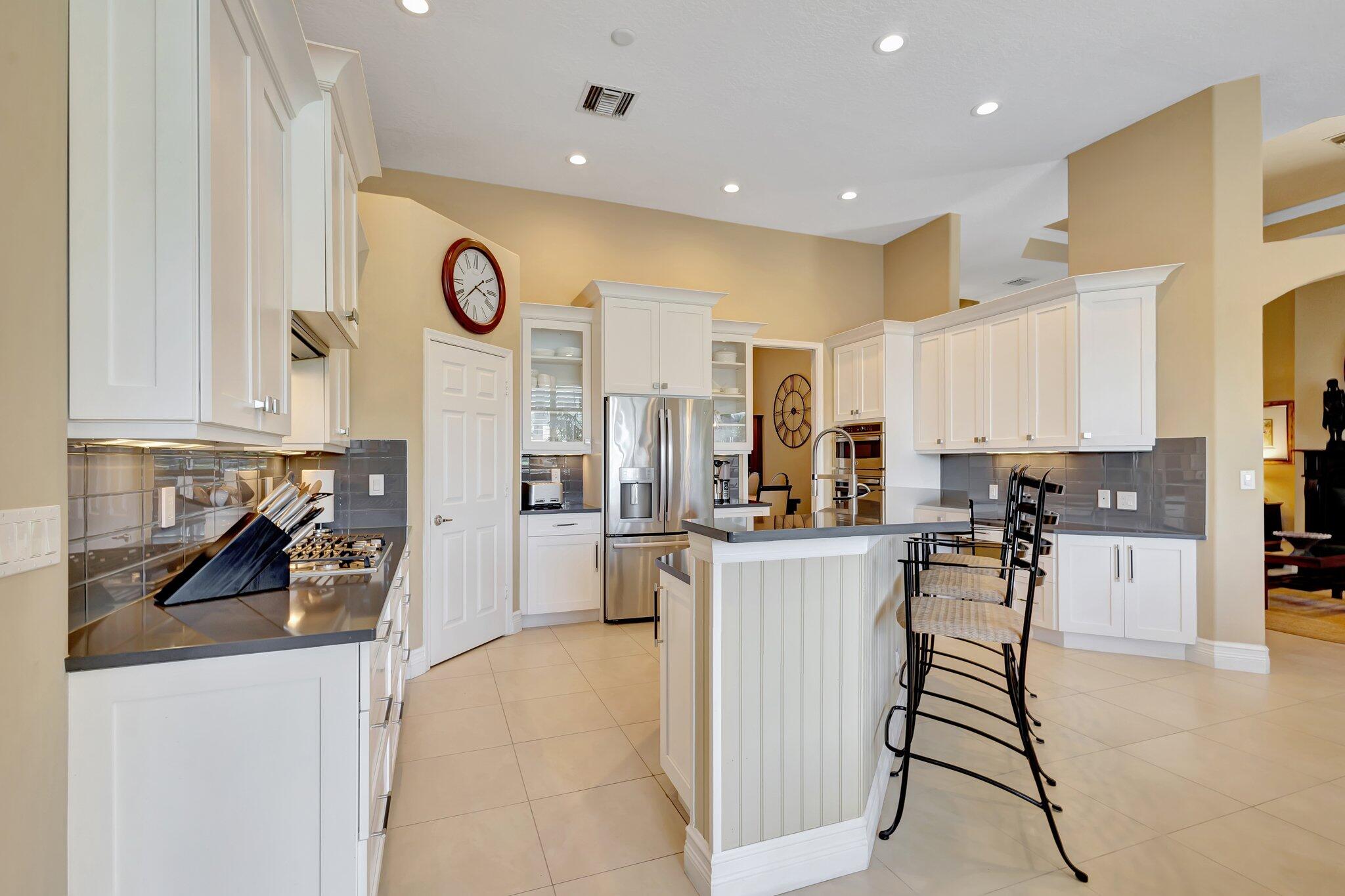 547 Robin Lane Jupiter, FL 33458 - Photo 20 of 78 Chef's Kitchen