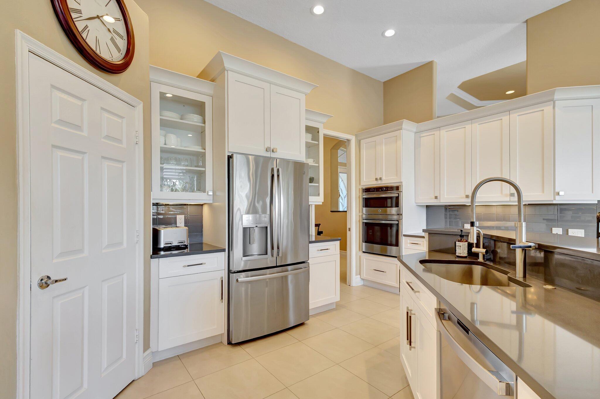 547 Robin Lane Jupiter, FL 33458 - Photo 23 of 78 Upgraded Appliances