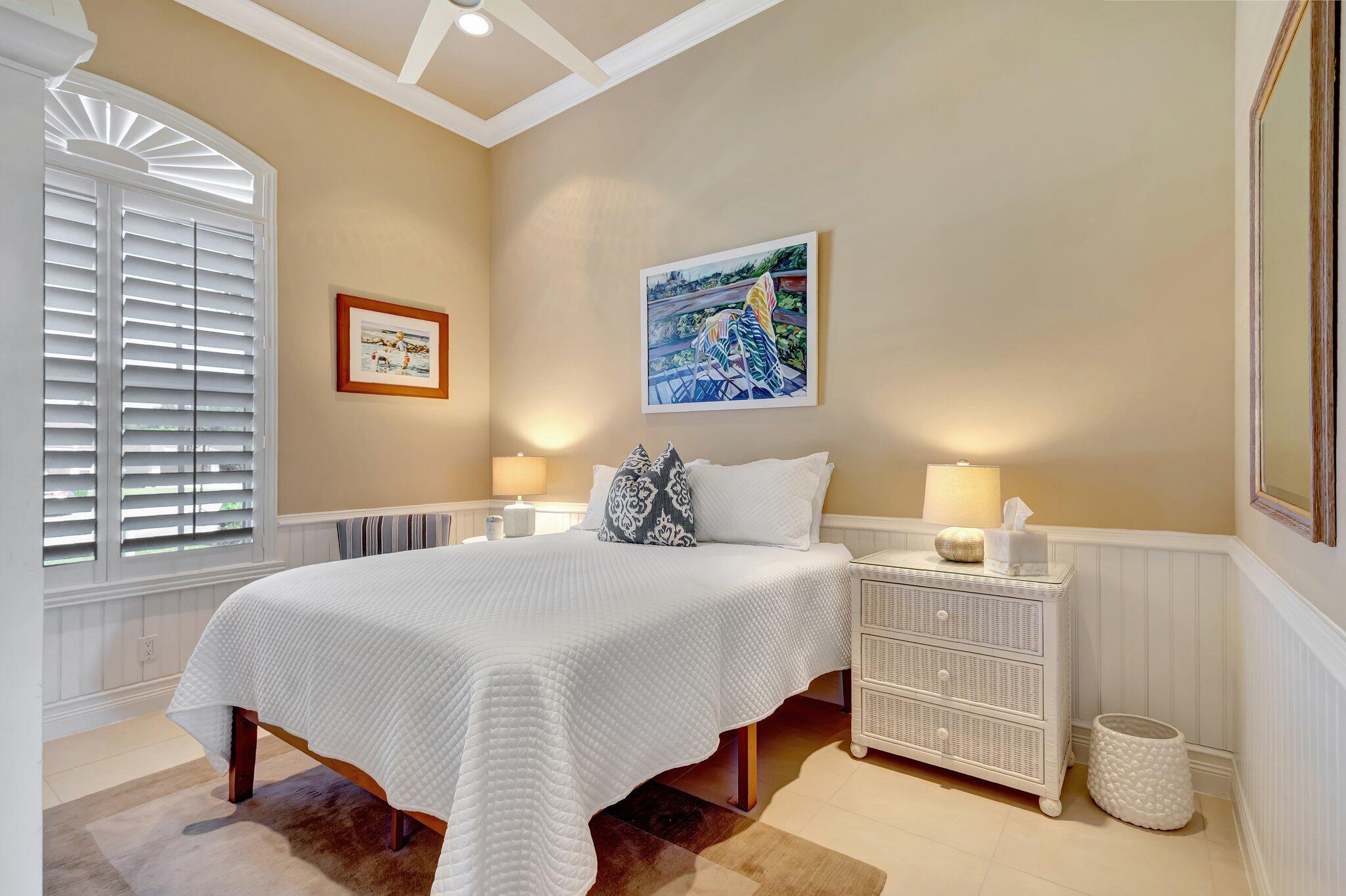547 Robin Lane Jupiter, FL 33458 - Photo 38 of 78 Guest Bedroom
