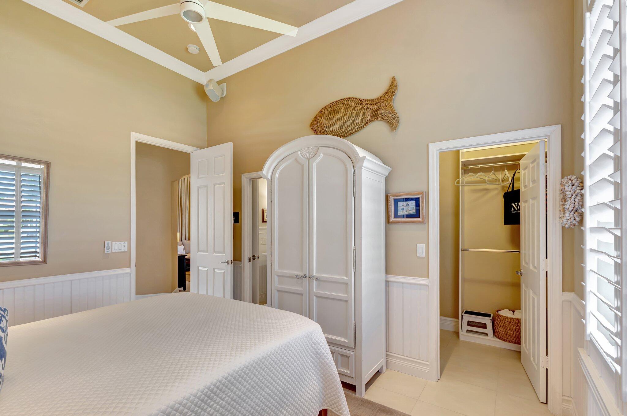 547 Robin Lane Jupiter, FL 33458 - Photo 39 of 78 Guest Bedroom