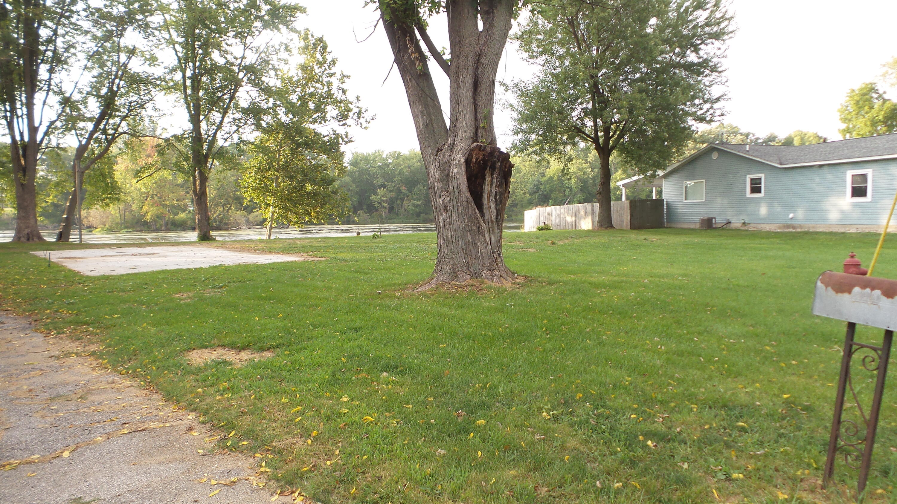 265 West Water Street Constantine, MI 49042 - Photo 3 of 14 20141001_014047